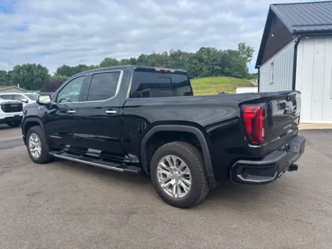 More photos of 2025 GMC Sierra 1500 Denali at Fahey Imports, OH
