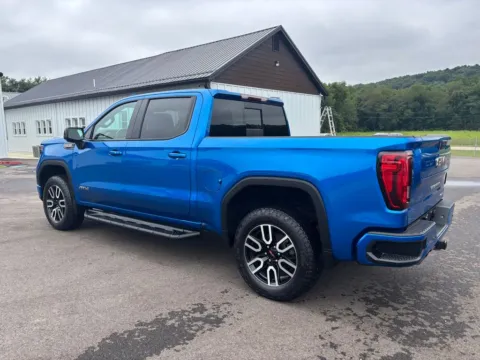 More photos of 2023 GMC Sierra 1500 AT4 at Fahey Imports, OH