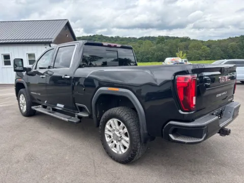 More photos of 2021 GMC Sierra 2500 HD Denali at Fahey Imports, OH
