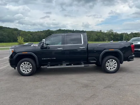 Another view of 2021 GMC Sierra 2500 HD Denali for sale in Crooksville, OH at Fahey Imports