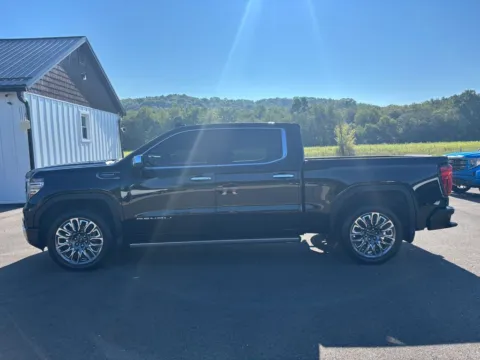 Another view of 2025 GMC Sierra 1500 Denali Ultimate for sale in Crooksville, OH at Fahey Imports
