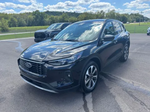 Black 2024 Ford Escape Platinum for sale in Crooksville, OH