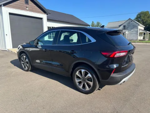 More photos of 2025 Ford Escape Platinum at Fahey Imports, OH