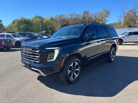 Black 2025 GMC Yukon AT4 for sale in Crooksville, OH