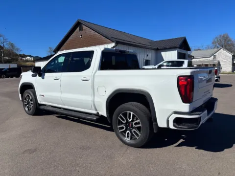 More photos of 2021 GMC Sierra 1500 AT4 at Fahey Imports, OH