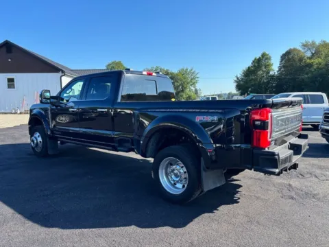 More photos of 2023 Ford F-450SD Platinum at Fahey Imports, OH