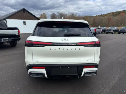 More photos of 2024 INFINITI QX60 Sensory at Fahey Imports, OH