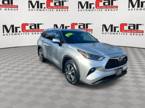 Photos of 2022 TOYOTA HIGHLANDER XLE for sale in Brentwood, MD at Mr. Car of Brentwood