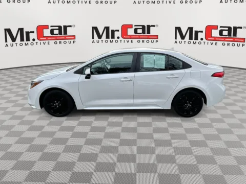 More photos of 2021 TOYOTA COROLLA LE at Mr. Car of Brentwood, MD