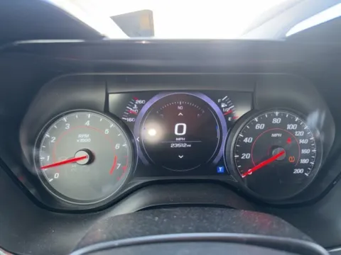 More photos of 2019 CHEVROLET CAMARO 2SS at Mr. Car of Brentwood, MD