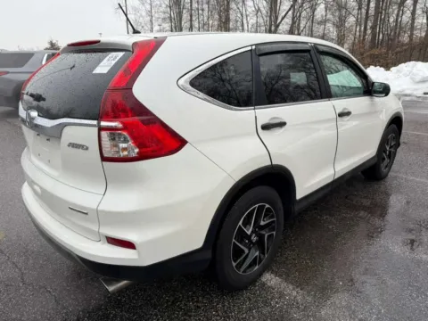 Another view of 2016 HONDA CR-V SE for sale in Brentwood, MD at Mr. Car of Brentwood