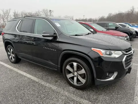 Black 2019 CHEVROLET TRAVERSE LT LEATHER for sale in Brentwood, MD