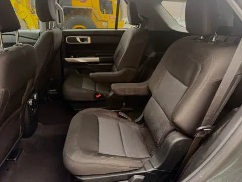 Another view of 2022 FORD EXPLORER XLT for sale in Brentwood, MD at Mr. Car of Brentwood