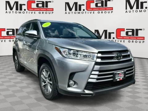 Silver 2019 TOYOTA HIGHLANDER XLE W/ AWD & LEATHER for sale in Brentwood, MD