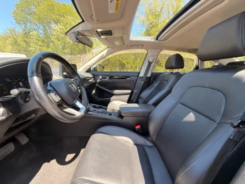 Another view of 2024 HONDA CIVIC TOURING W/ LEATHER & SUNROOF for sale in Brentwood, MD at Mr. Car of Brentwood