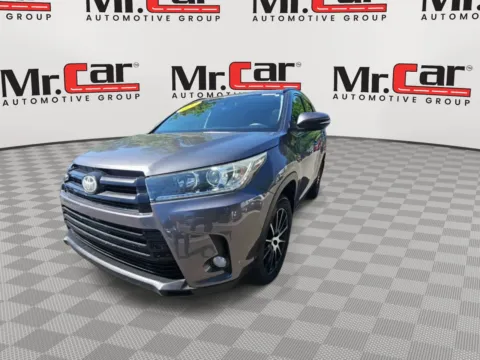 More photos of 2017 TOYOTA HIGHLANDER SE at Mr. Car of Brentwood, MD