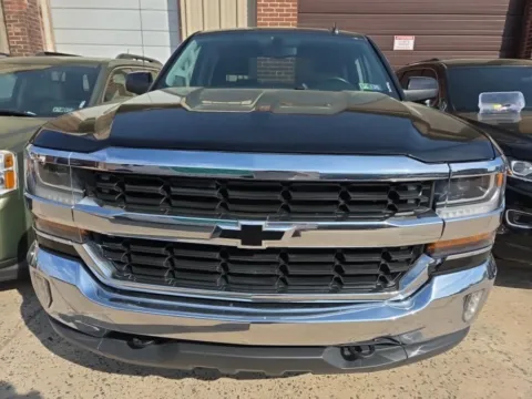 Photos of 2017 CHEVROLET SILVERADO 1500 LT for sale in Brentwood, MD at Mr. Car of Brentwood