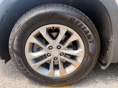 Photos of 2020 HYUNDAI SANTA FE SEL AWD for sale in Brentwood, MD at Mr. Car of Brentwood
