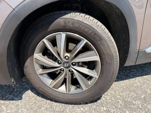 Photos of 2019 HYUNDAI SANTA FE SEL PLUS W/ AWD for sale in Brentwood, MD at Mr. Car of Brentwood