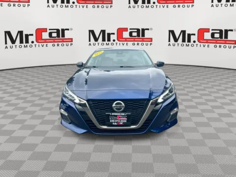 Another view of 2022 NISSAN ALTIMA 2.5 SR W/ LEATHER for sale in Brentwood, MD at Mr. Car of Brentwood