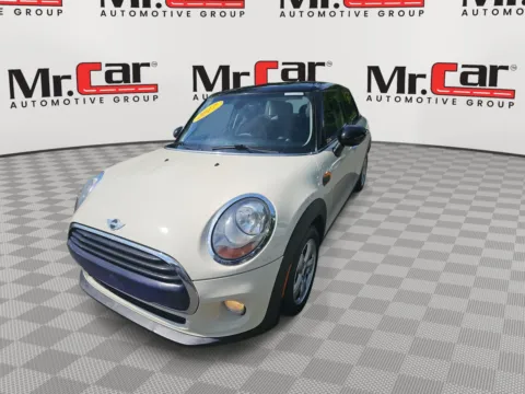 More photos of 2017 MINI HARDTOP 4 DOOR Cooper at Mr. Car of Brentwood, MD