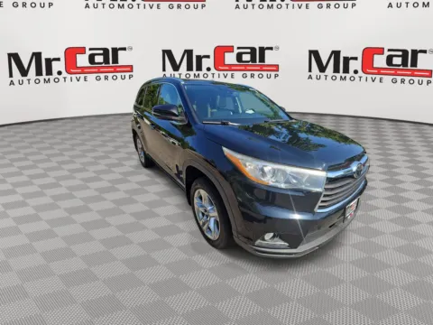 Another view of 2016 TOYOTA HIGHLANDER LIMITED PLATINUM AWD for sale in Brentwood, MD at Mr. Car of Brentwood