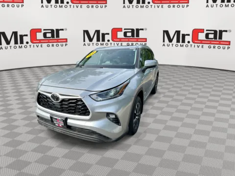 More photos of 2021 TOYOTA HIGHLANDER XLE at Mr. Car of Brentwood, MD