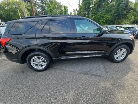 Photos of 2022 FORD EXPLORER XLT for sale in Brentwood, MD at Mr. Car of Brentwood
