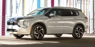 Photos of 2022 MITSUBISHI OUTLANDER SE for sale in Brentwood, MD at Mr. Car of Brentwood