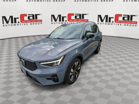 More photos of 2023 VOLVO XC40 Plus Dark Theme at Mr. Car of Brentwood, MD