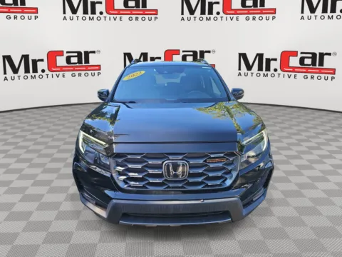 More photos of 2022 HONDA PASSPORT TRAILSPORT at Mr. Car of Brentwood, MD
