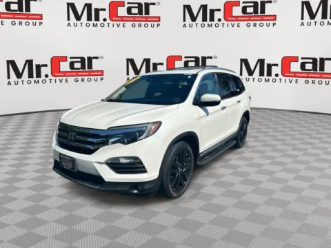More photos of 2016 HONDA PILOT TOURING at Mr. Car of Brentwood, MD