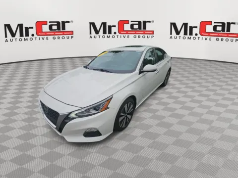 More photos of 2022 NISSAN ALTIMA 2.5 SV at Mr. Car of Brentwood, MD
