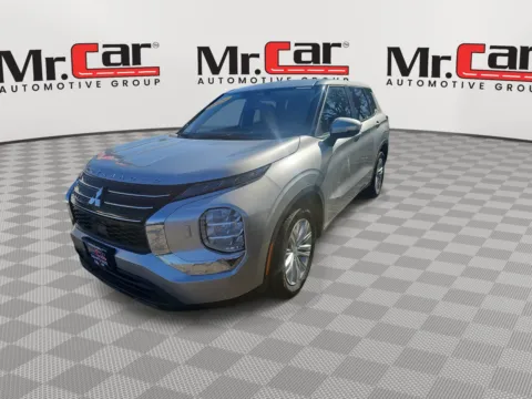 More photos of 2024 MITSUBISHI OUTLANDER ES at Mr. Car of Brentwood, MD