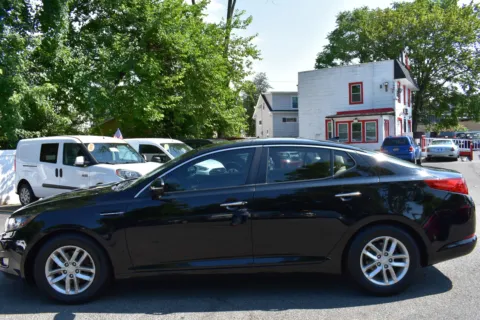 More photos of 2012 KIA OPTIMA VEHICULO LOANER MR CAR 3600 at Mr. Car of Brentwood, MD