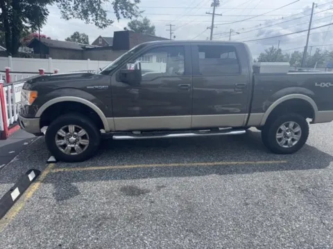 Green 2009 FORD F-150 LARIAT for sale in Brentwood, MD