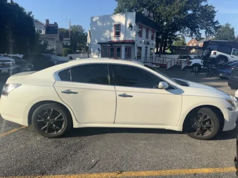White 2014 NISSAN MAXIMA 3.5 SV for sale in Brentwood, MD