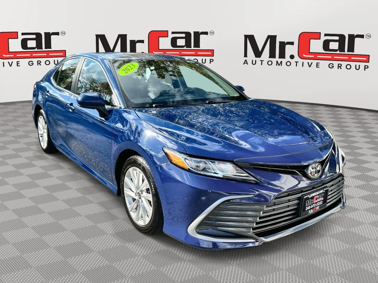 2023 Toyota Camry LE's photo