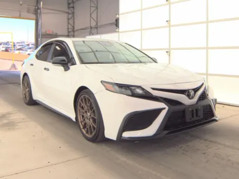 White 2023 TOYOTA CAMRY SE NIGHTSHADE for sale in Gaithersburg, MD