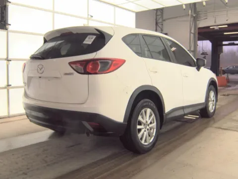 More photos of 2016 MAZDA CX-5 TOURING at Mr. Car of Gaithersburg, MD