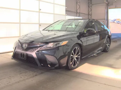 Another view of 2020 TOYOTA CAMRY SE for sale in Gaithersburg, MD at Mr. Car of Gaithersburg