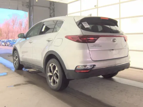 More photos of 2020 KIA SPORTAGE LX at Mr. Car of Gaithersburg, MD