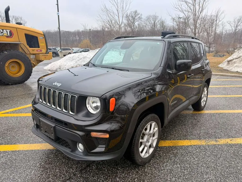 Black 2019 JEEP RENEGADE LATITUDE 4X4 for sale in Gaithersburg, MD