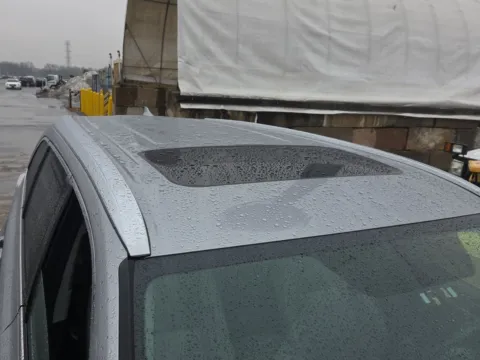 More photos of 2016 TOYOTA HIGHLANDER LIMITED at Mr. Car of Gaithersburg, MD