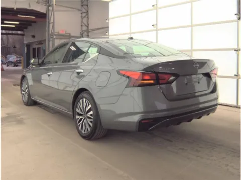 More photos of 2025 NISSAN ALTIMA SV at Mr. Car of Gaithersburg, MD