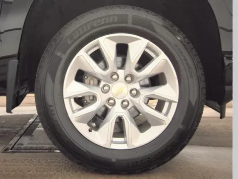 More photos of 2022 CHEVROLET SILVERADO 1500 LTD Custom at Mr. Car of Gaithersburg, MD