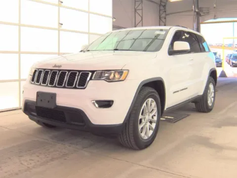 More photos of 2021 JEEP GRAND CHEROKEE Laredo X at Mr. Car of Gaithersburg, MD