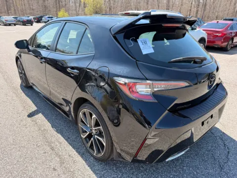 More photos of 2022 TOYOTA COROLLA HATCHBACK XSE at Mr. Car of Gaithersburg, MD