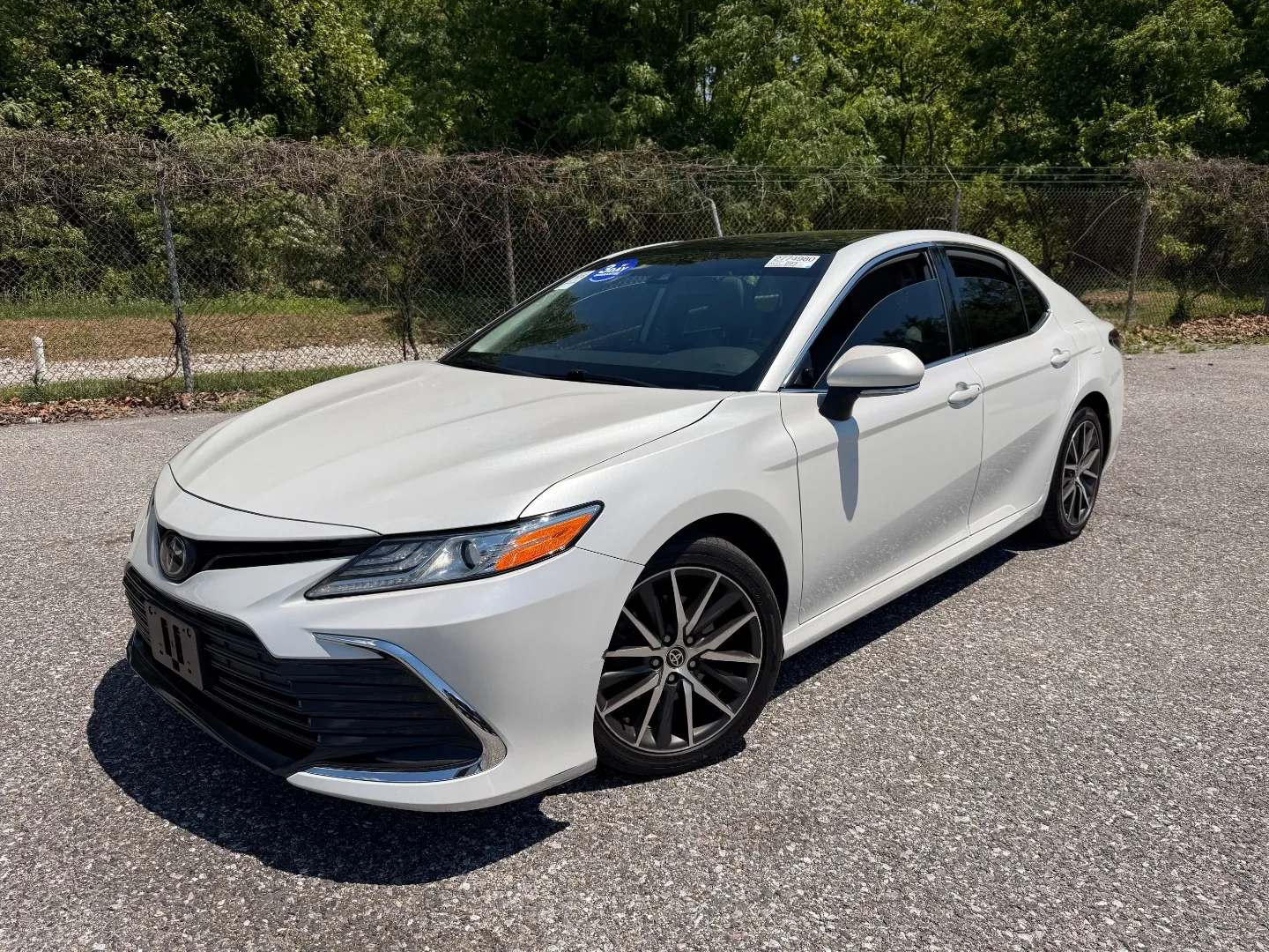 2022 Toyota Camry XLE's photo