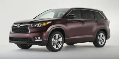Silver 2016 TOYOTA HIGHLANDER XLE for sale in Gaithersburg, MD
